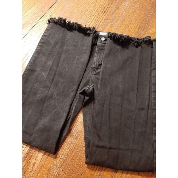 Size .5 Regular Chicos So Slimming Black Faded Look Raw Hem Denim Jeans - Picture 6 of 11